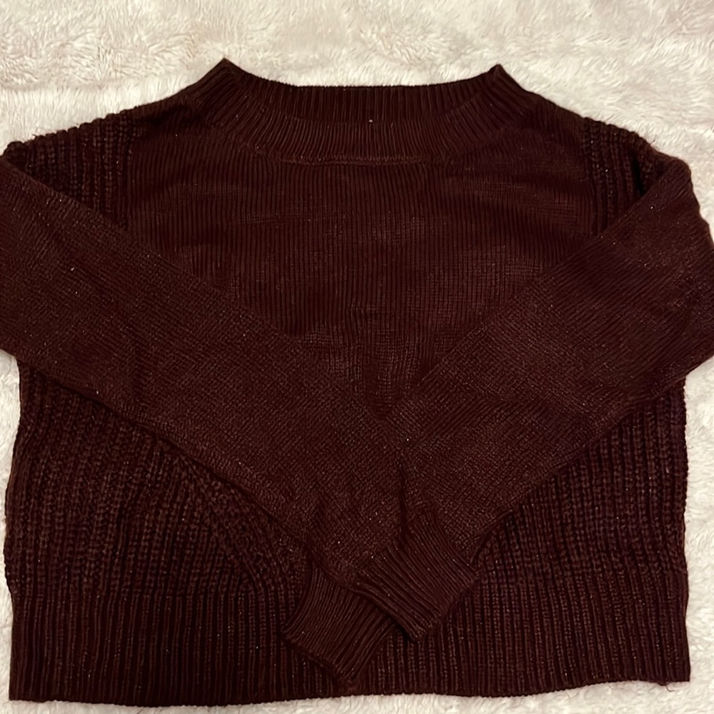 Aeropostale size M crop top sweater.